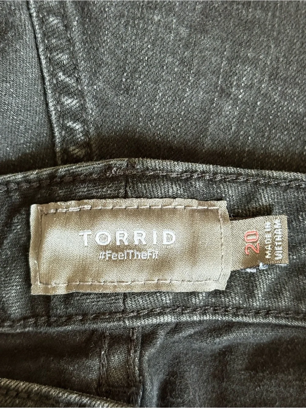 Torrid Black High Rise Button Fly Denim Shorts Cut-Off Raw Hem Plus Size 20